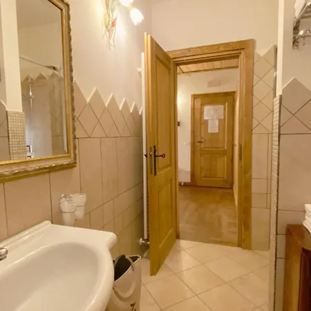 Al Cacciatore Hotel *